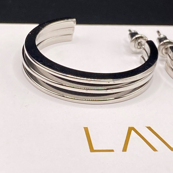 Lavisa Chunky Hoop Earrings 30mm SilverTone NIB - Picture 6 of 11